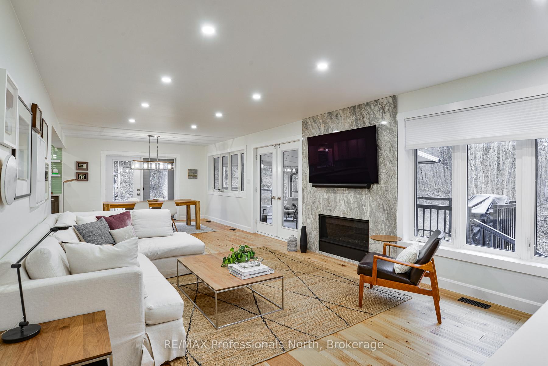 Photo 6 of 225 Blanchard Street W, Gravenhurst, Muskoka (S) — HOMEH