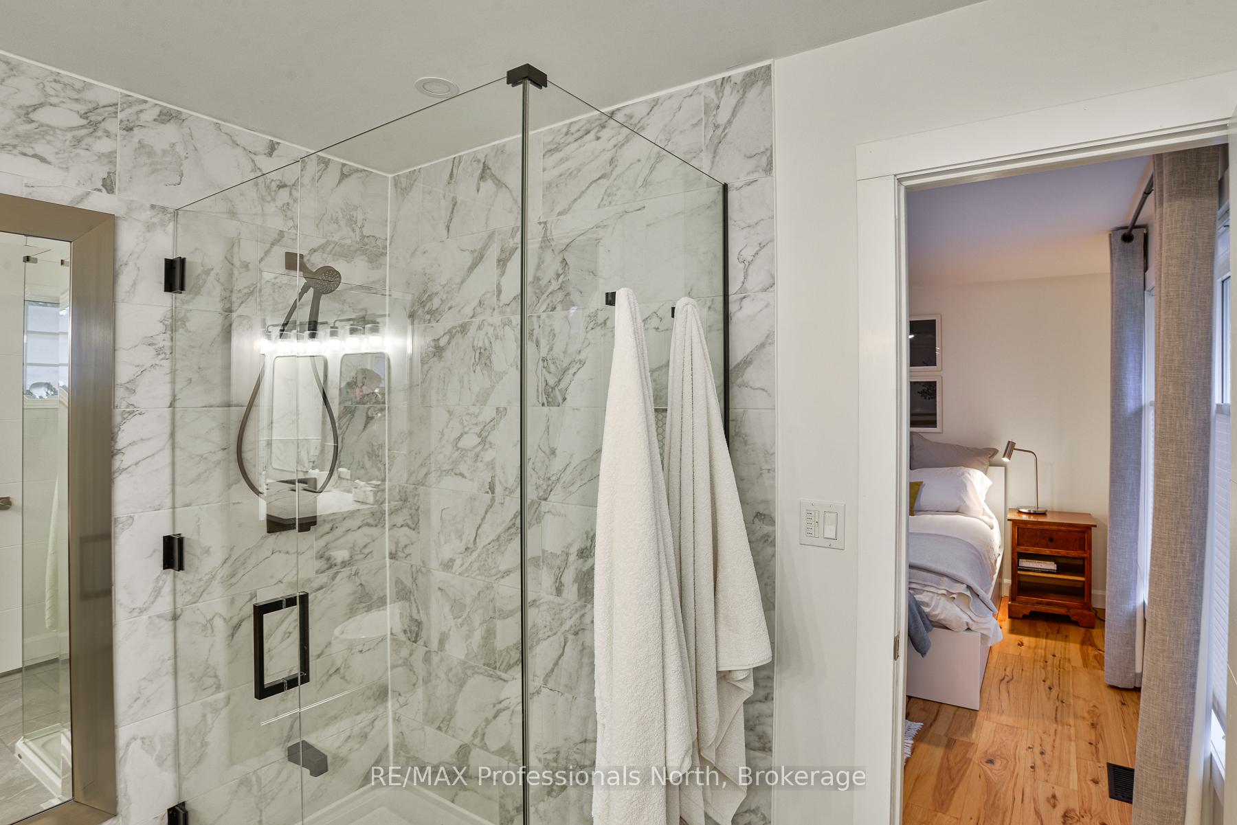 Photo 12 of 225 Blanchard Street W, Gravenhurst, Muskoka (S) — HOMEH