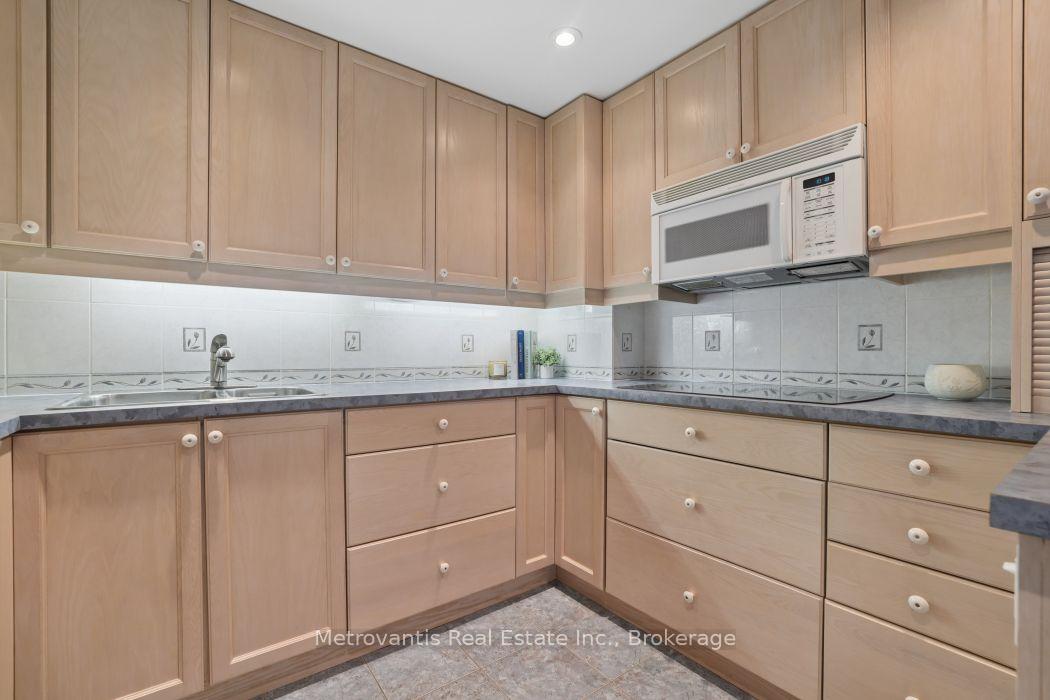 Photo 7 of Unit 608, 915 Elmsmere Road, Ottawa, Beacon Hill South — HOMEH