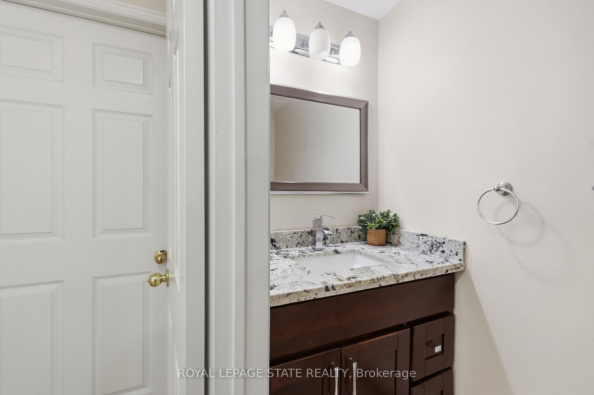 Photo 26 of 5592 Millbrook Lane, Mississauga, East Credit — HOMEH