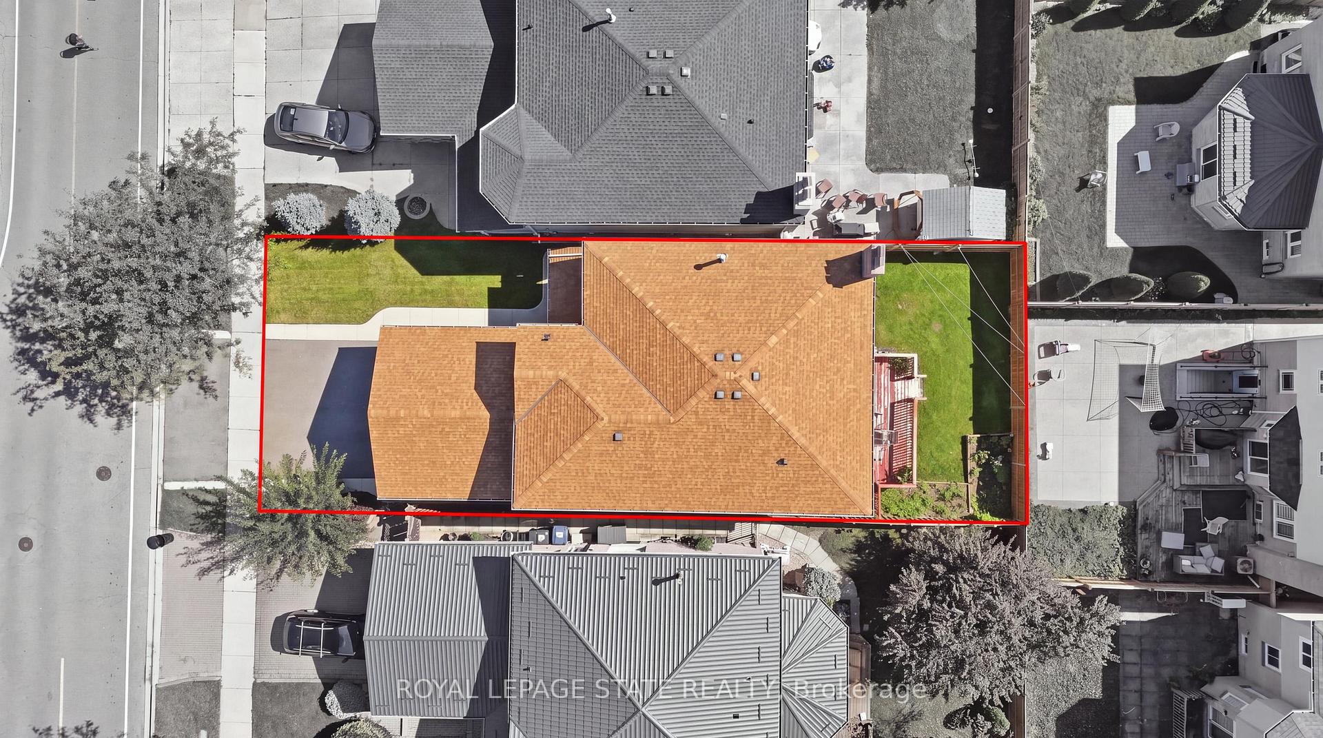 Photo 45 of 5592 Millbrook Lane, Mississauga, East Credit — HOMEH