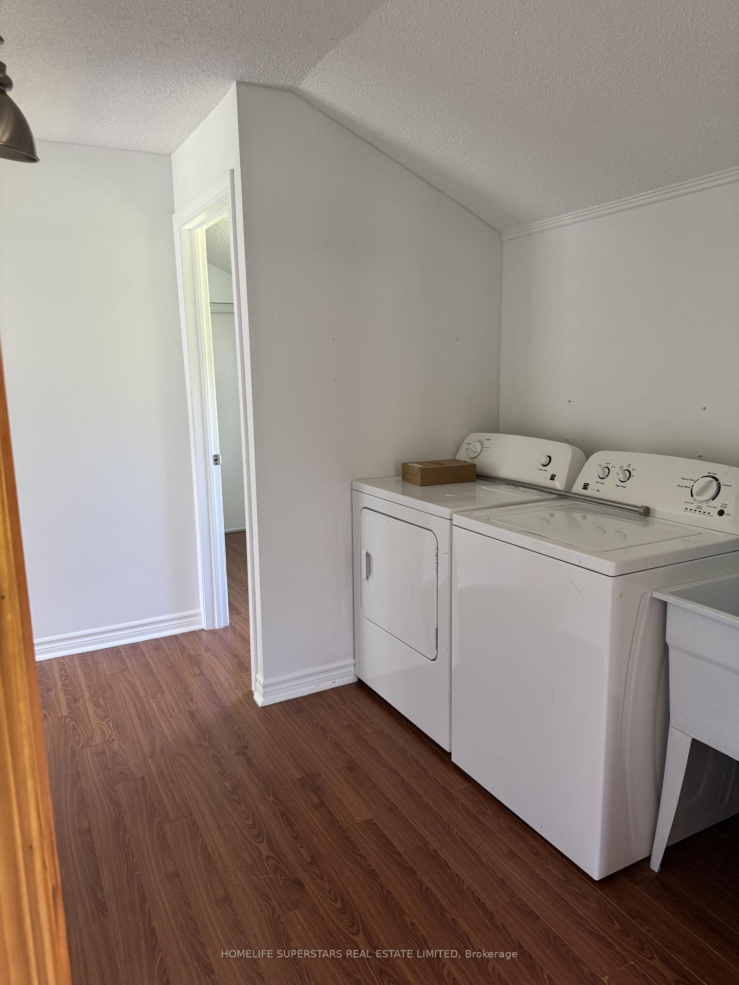 Photo 8 of 564A Lake Drive S, Georgina, Keswick South — HOMEH