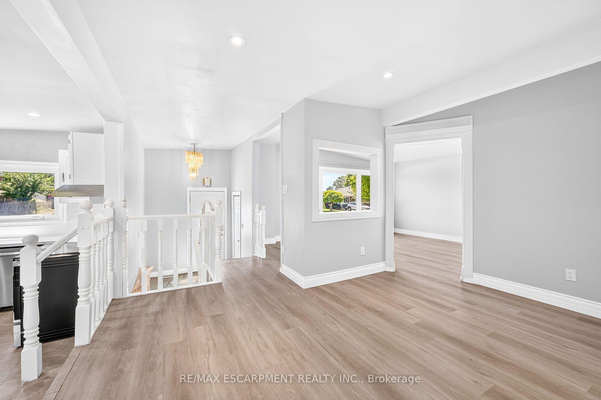Photo 19 of 96 Fielding Crescent, Hamilton, Lawfield — HOMEH