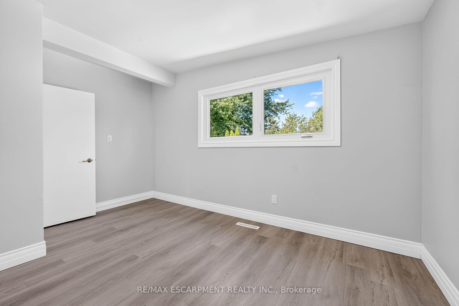 Photo 22 of 96 Fielding Crescent, Hamilton, Lawfield — HOMEH
