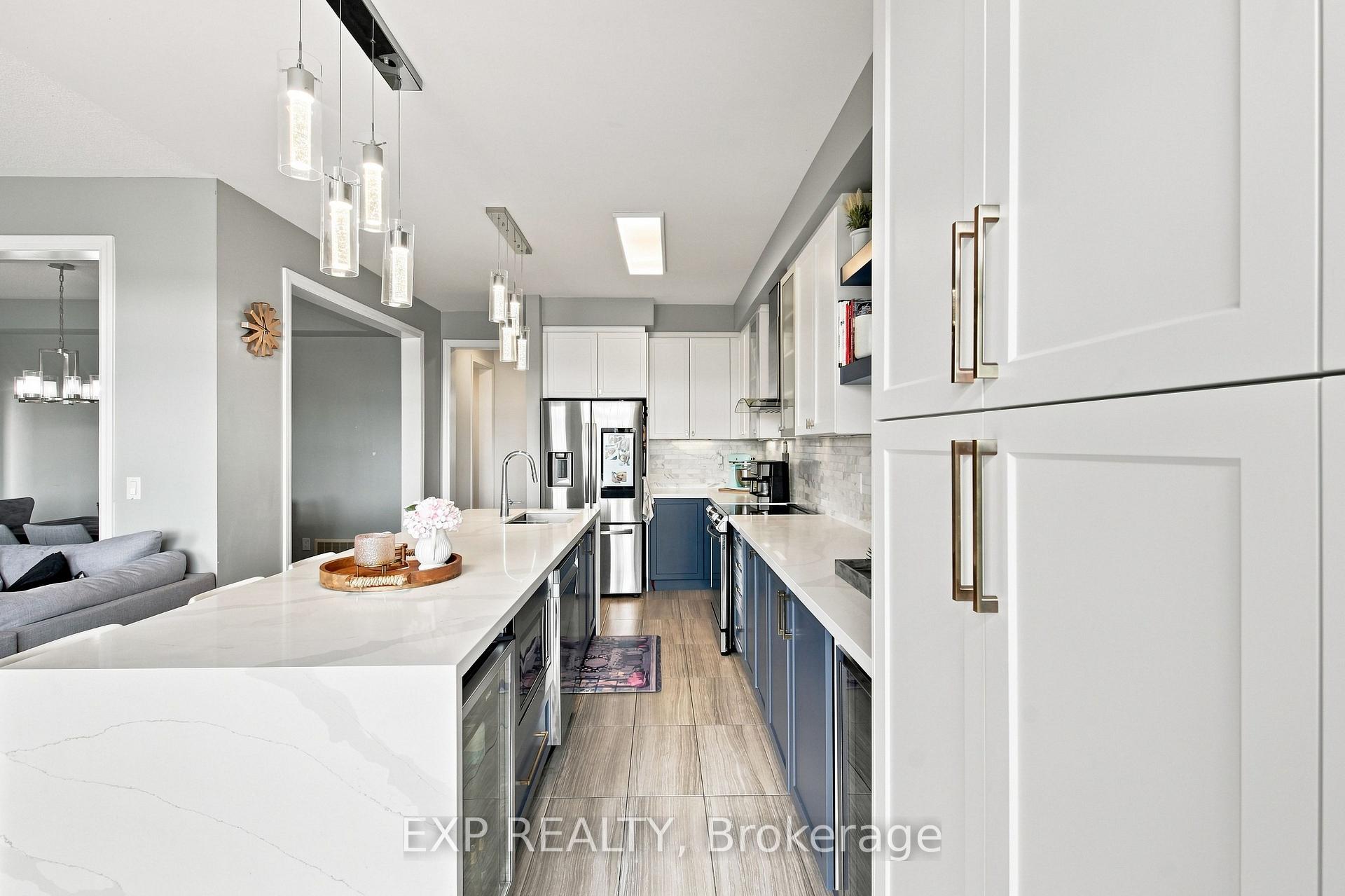 Photo 5 of 39 Purdy Place, Clarington, Bowmanville — HOMEH