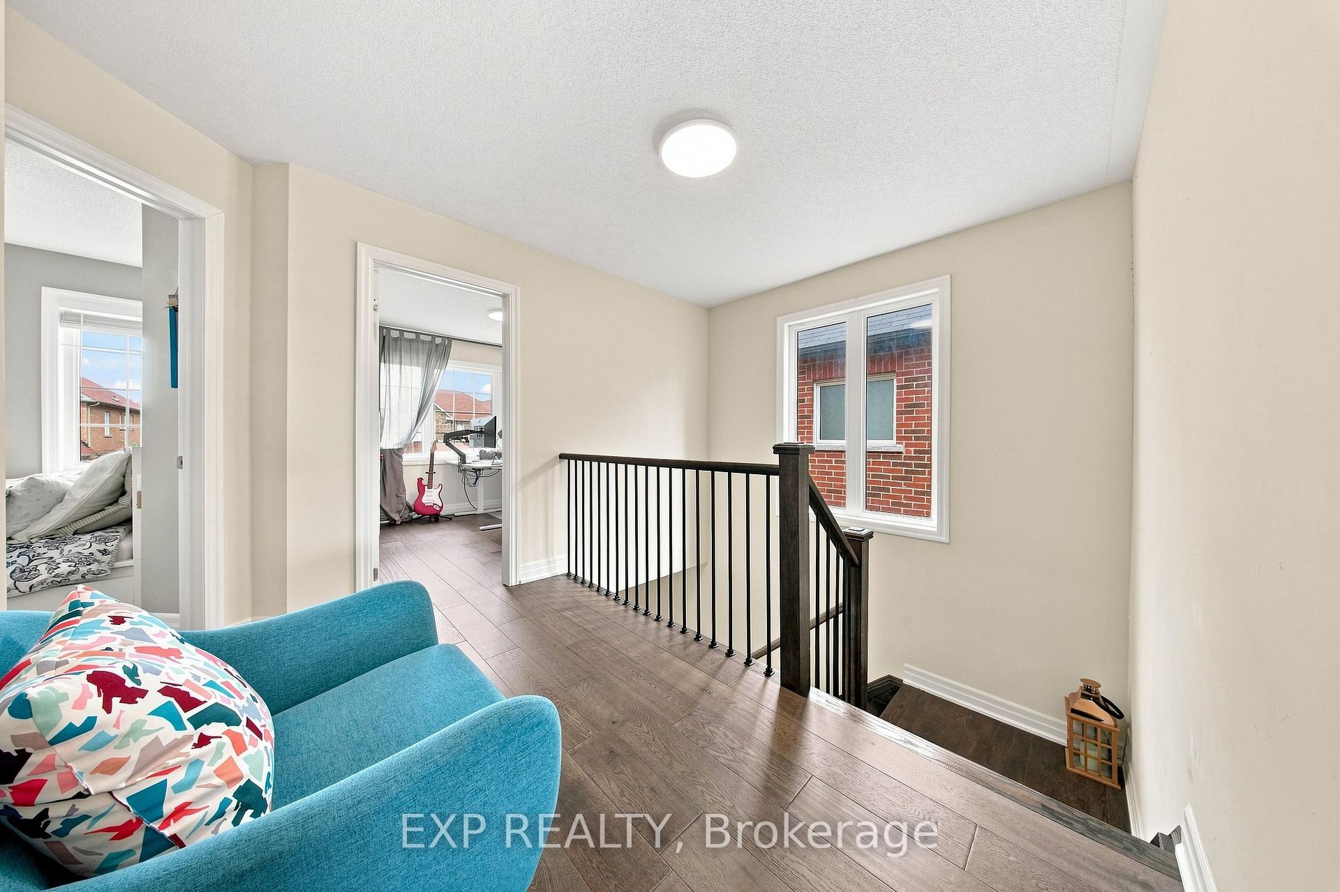 Photo 12 of 39 Purdy Place, Clarington, Bowmanville — HOMEH
