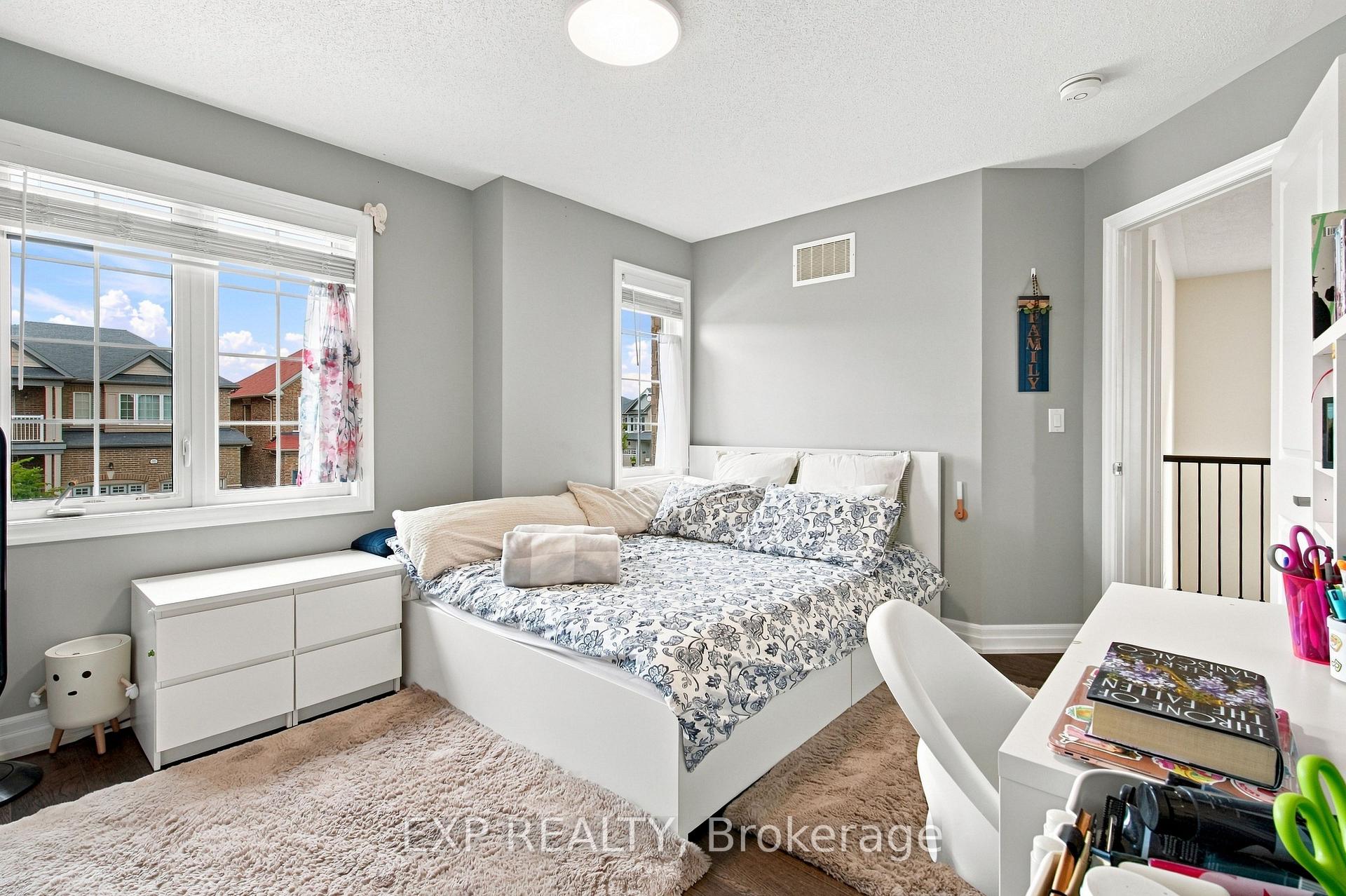 Photo 17 of 39 Purdy Place, Clarington, Bowmanville — HOMEH