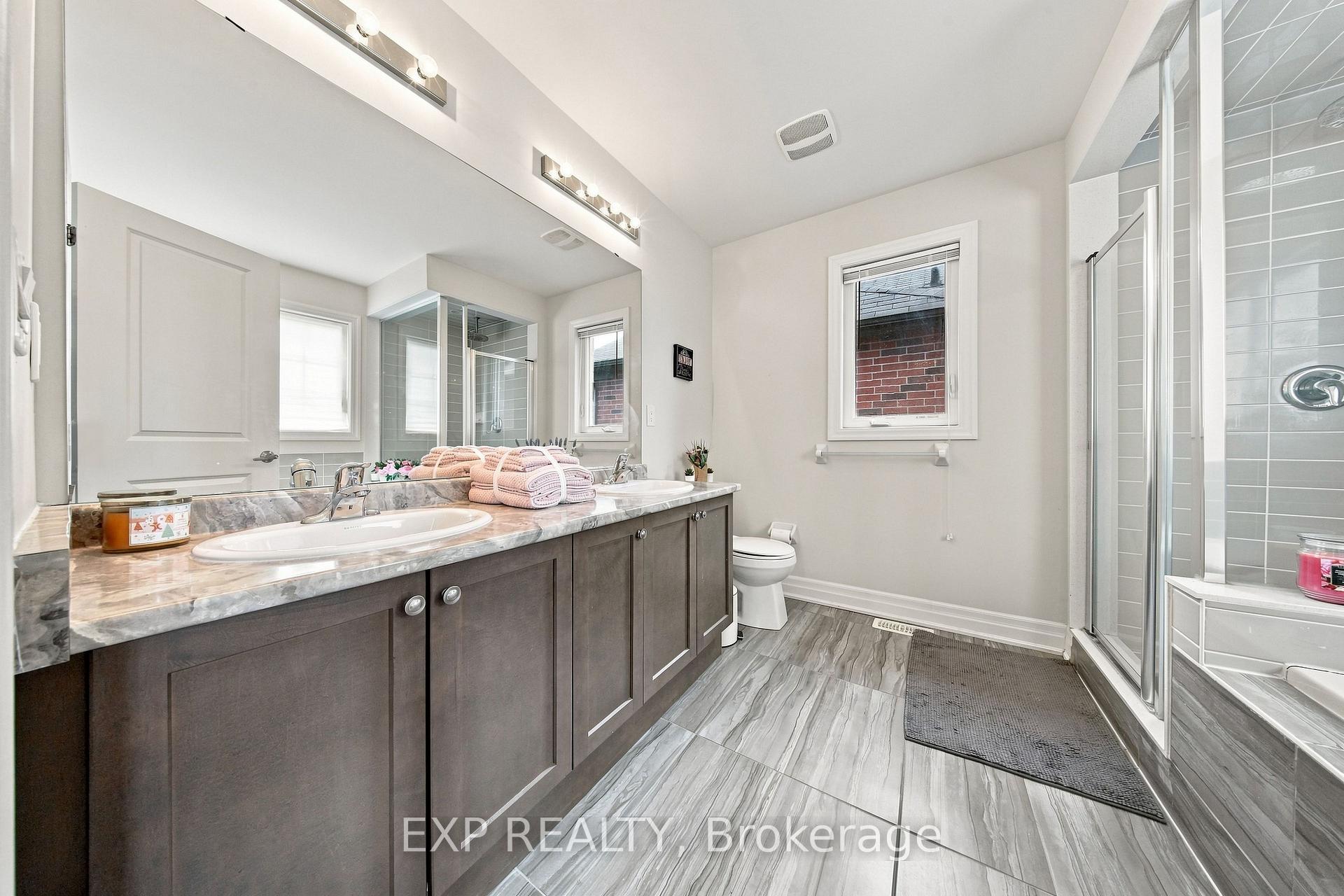 Photo 26 of 39 Purdy Place, Clarington, Bowmanville — HOMEH