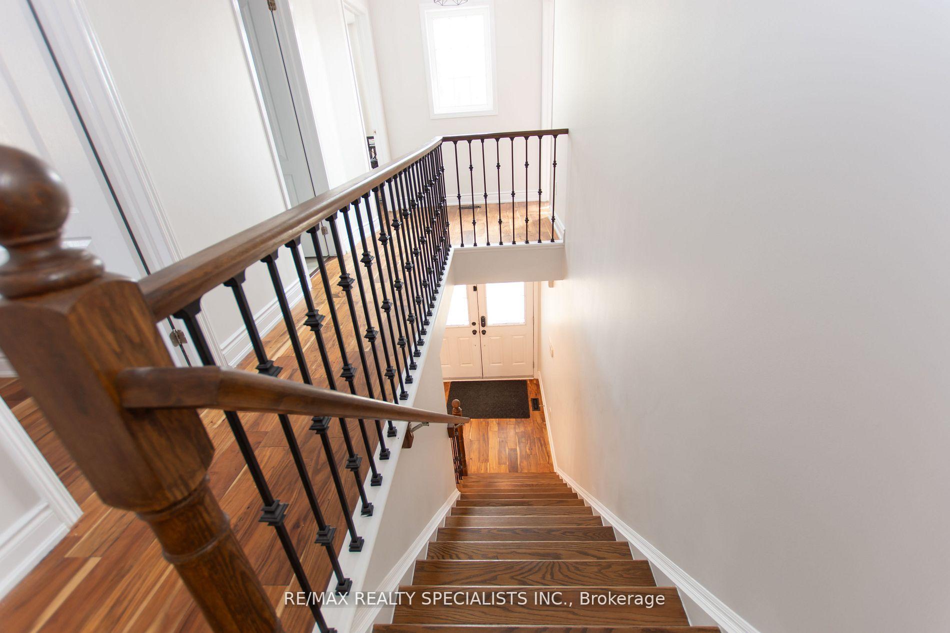 Photo 34 of 929 Philbrook Drive, Milton, Coates — HOMEH