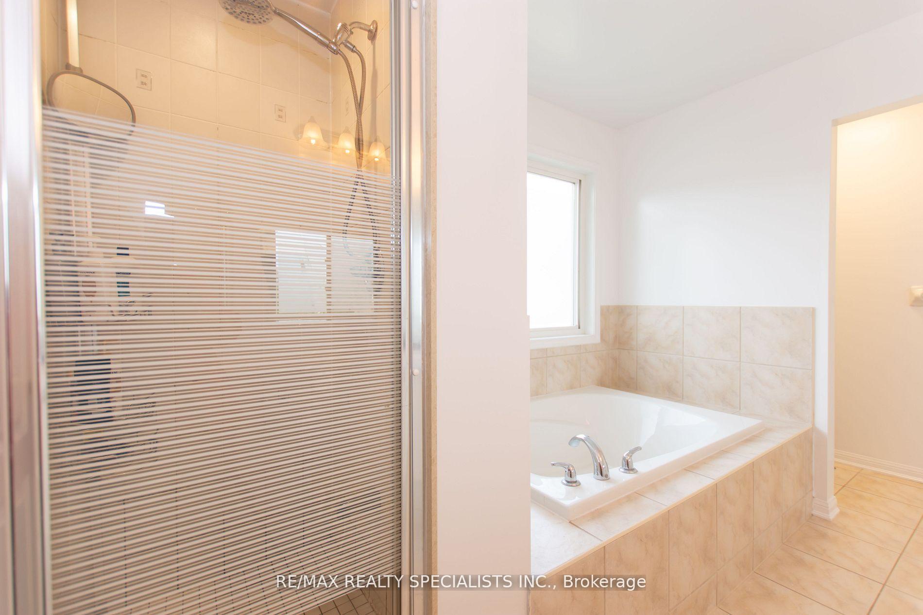 Photo 39 of 929 Philbrook Drive, Milton, Coates — HOMEH