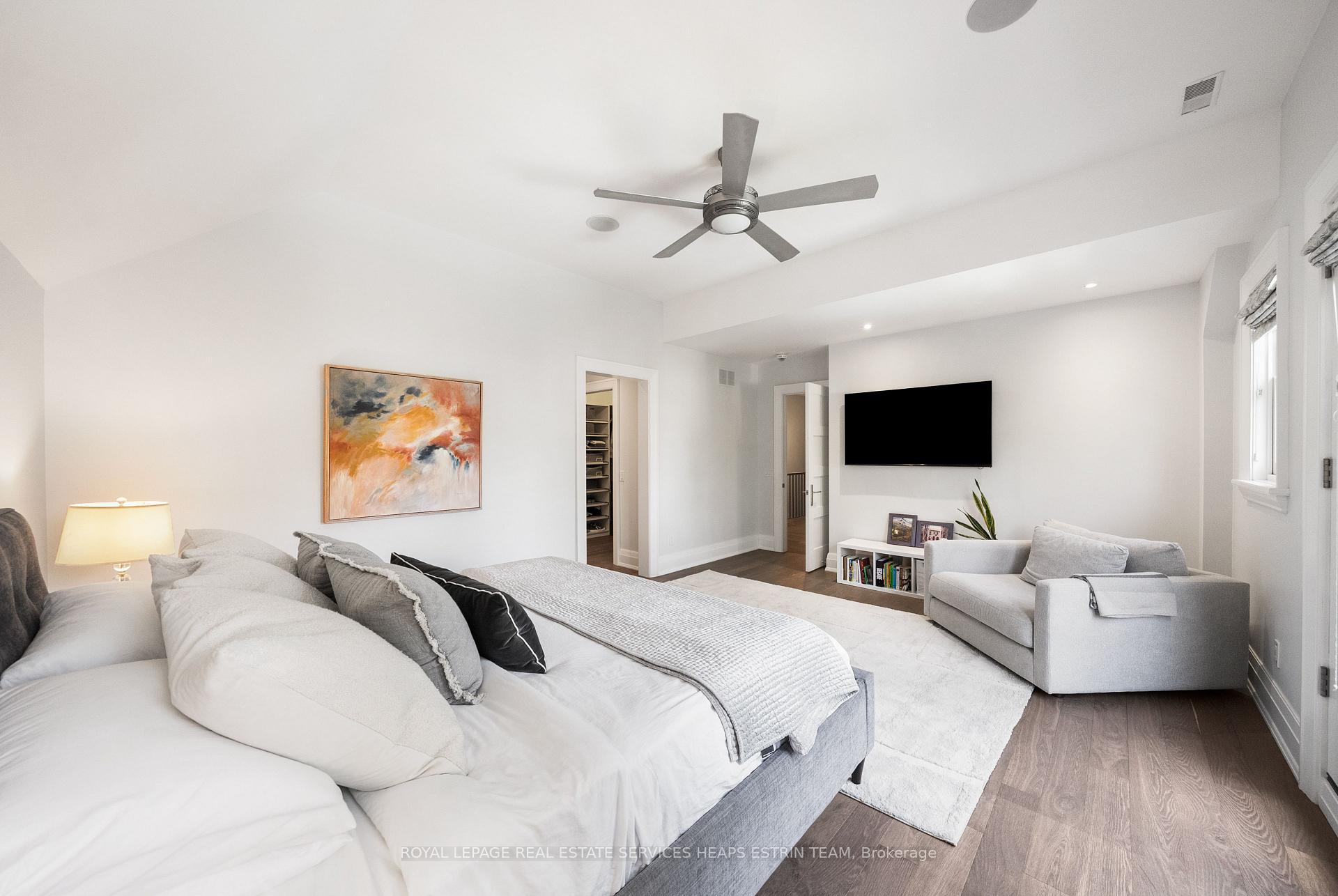 Photo 26 of 34 Lambeth Road, Etobicoke, Edenbridge-Humber Valley — HOMEH