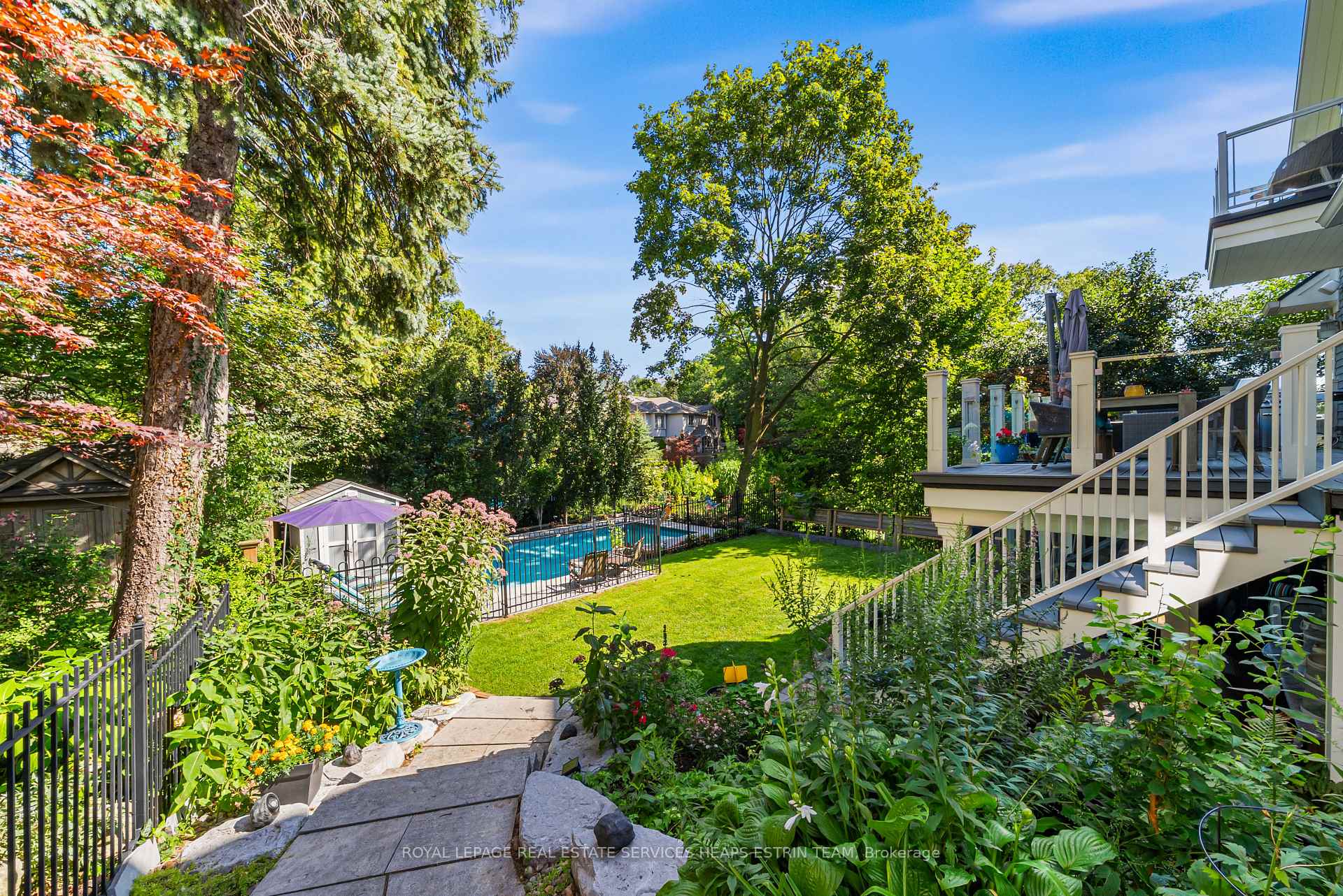 Photo 41 of 34 Lambeth Road, Etobicoke, Edenbridge-Humber Valley — HOMEH