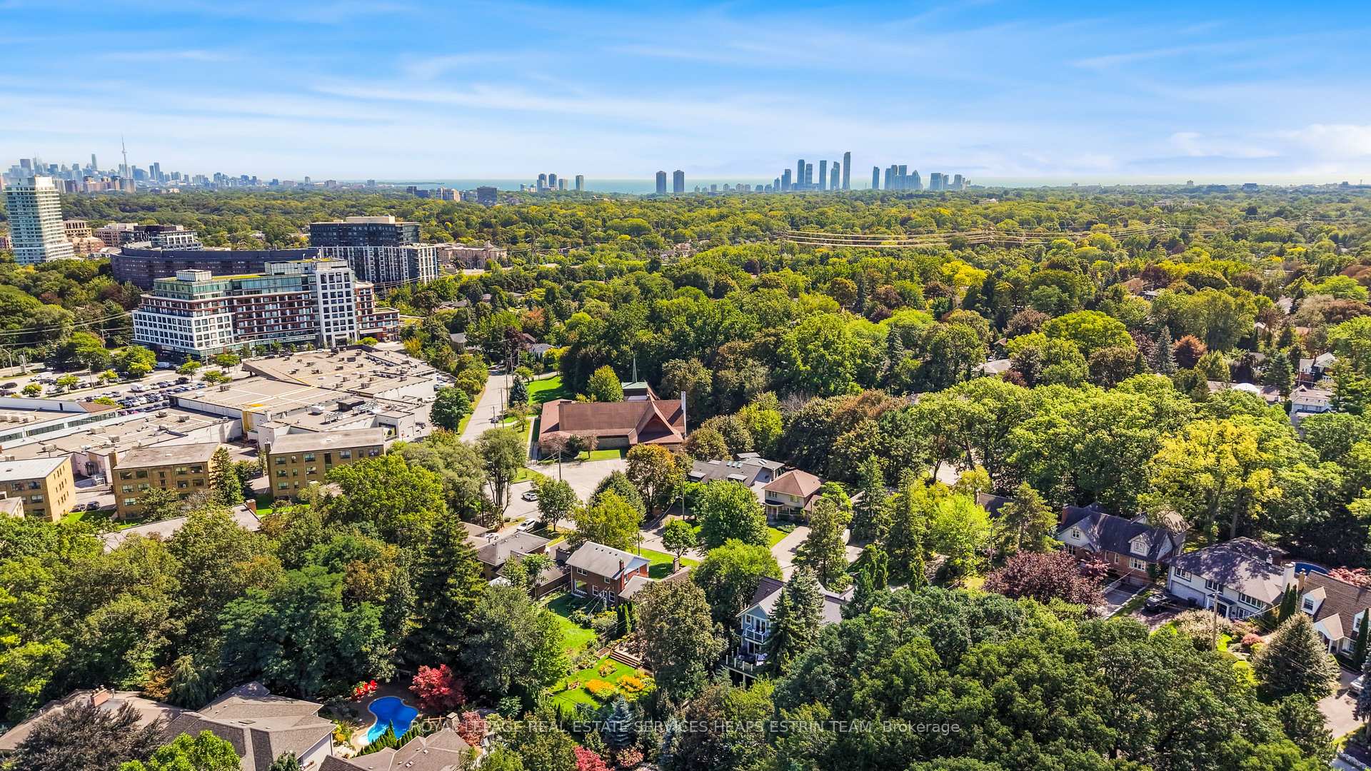 Photo 49 of 34 Lambeth Road, Etobicoke, Edenbridge-Humber Valley — HOMEH