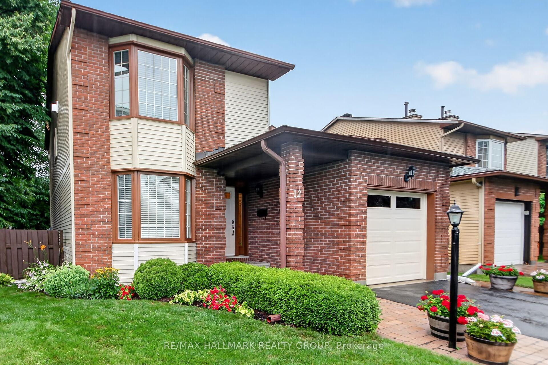 Photo 2 of 12 Ready Way, Ottawa, Barrhaven - Pheasant Run — HOMEH