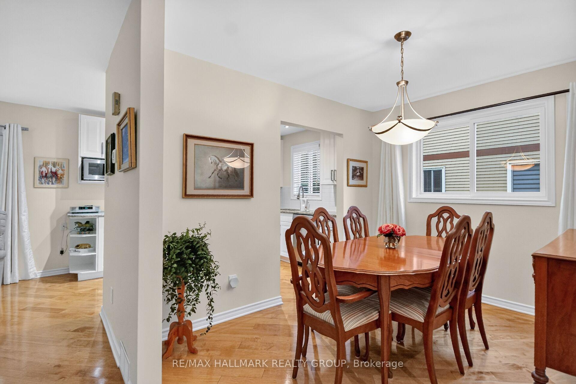 Photo 9 of 12 Ready Way, Ottawa, Barrhaven - Pheasant Run — HOMEH
