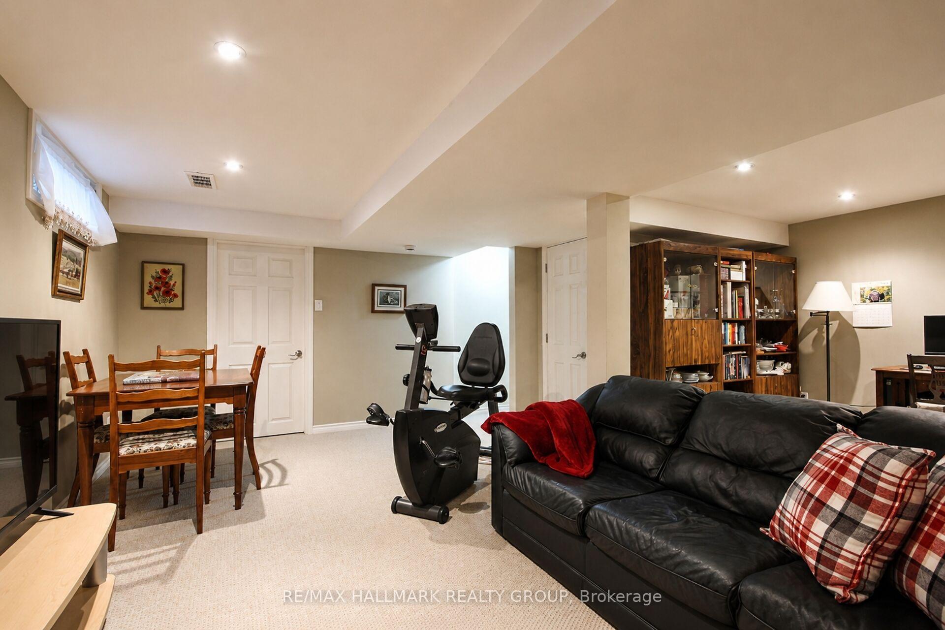 Photo 36 of 12 Ready Way, Ottawa, Barrhaven - Pheasant Run — HOMEH