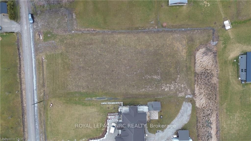 Photo 3 of 20 Warnick Road, Haldimand, Dunnville — HOMEH