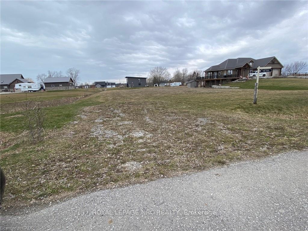 Photo 4 of 20 Warnick Road, Haldimand, Dunnville — HOMEH