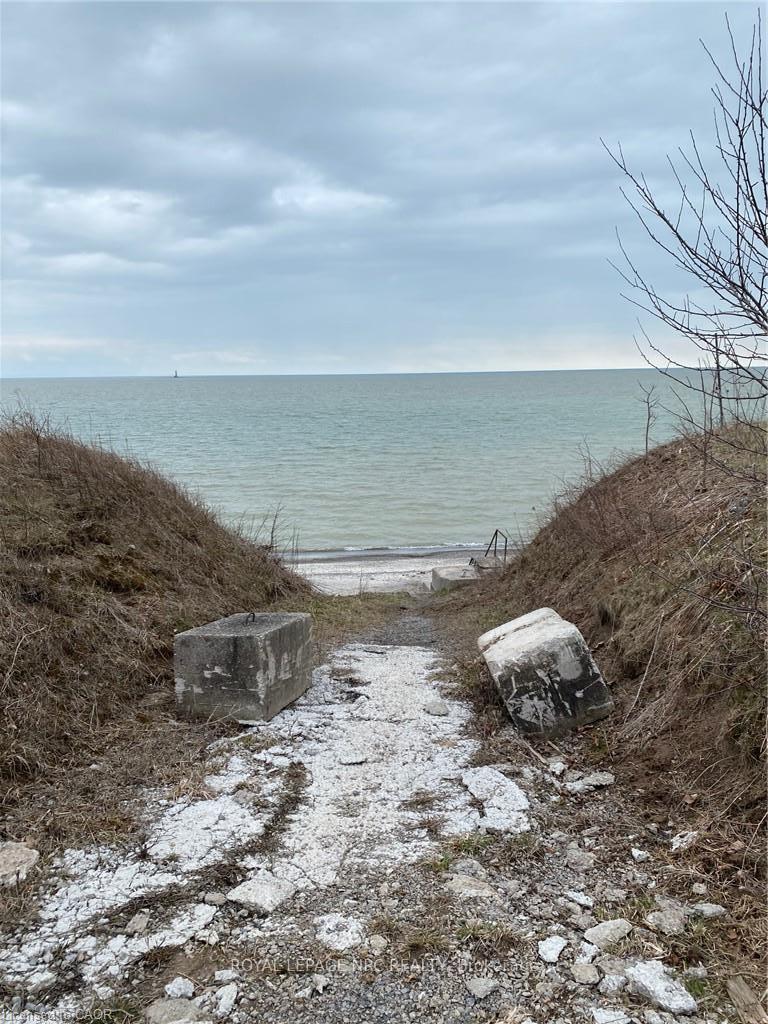 Photo 7 of 20 Warnick Road, Haldimand, Dunnville — HOMEH