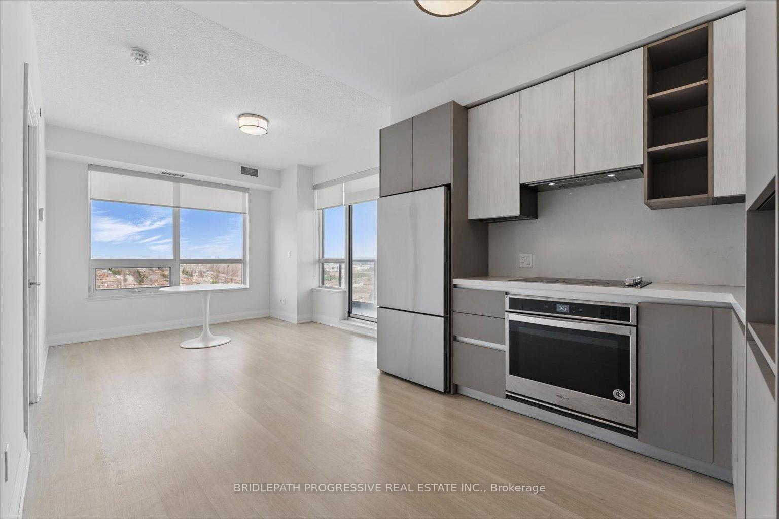 Photo 7 of Unit 1502, 398 Highway 7 E, Richmond Hill, Doncrest — HOMEH
