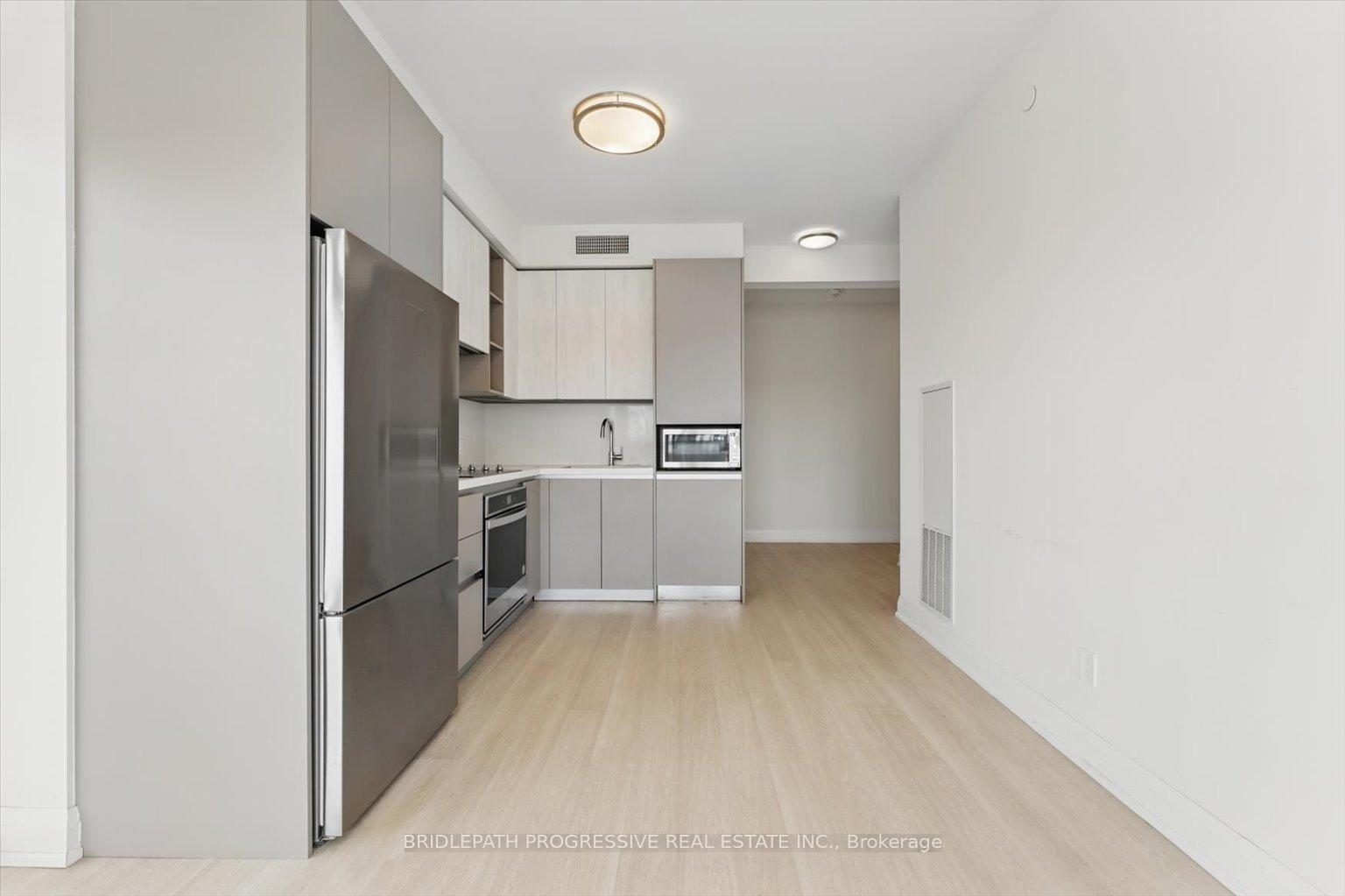 Photo 8 of Unit 1502, 398 Highway 7 E, Richmond Hill, Doncrest — HOMEH