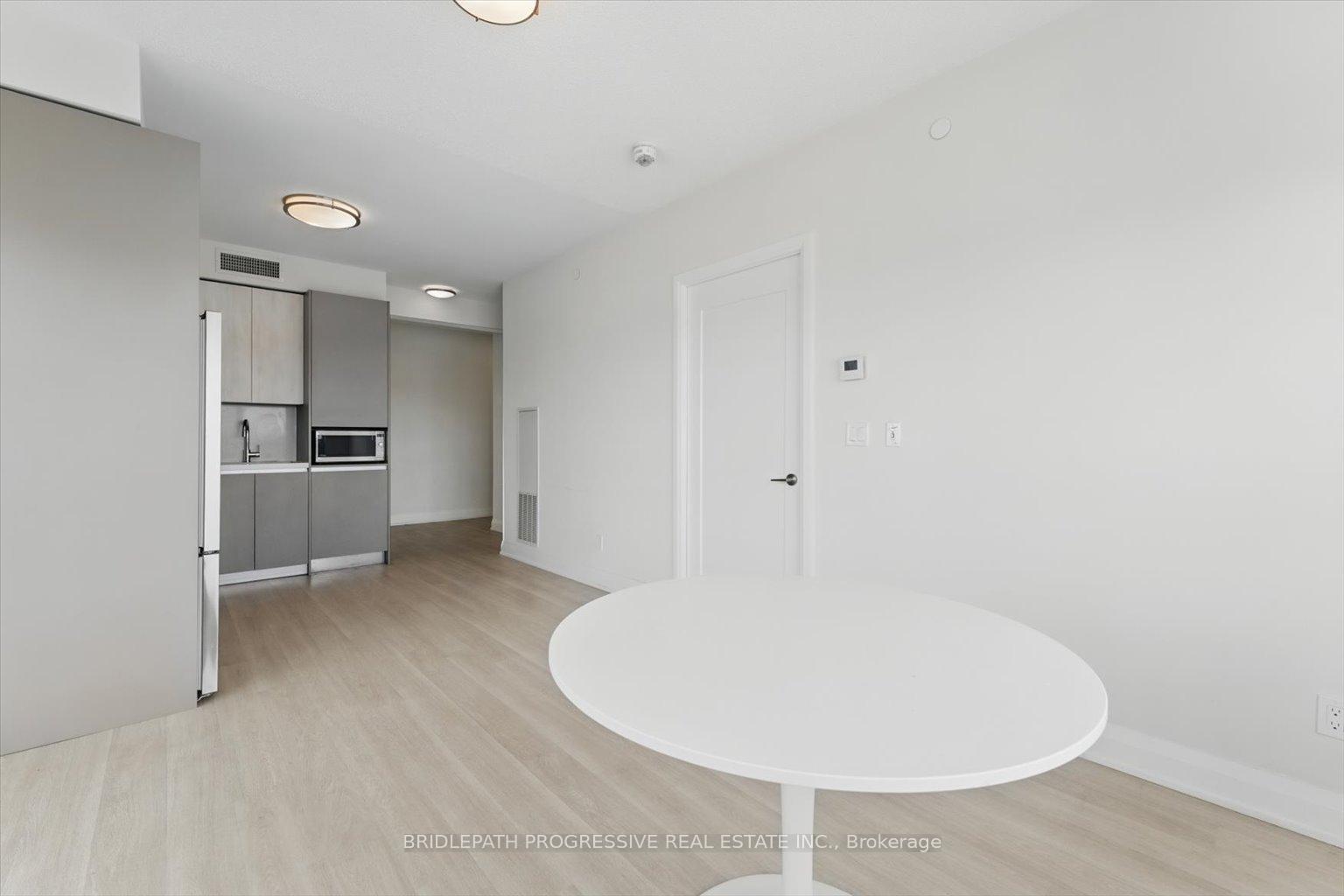 Photo 13 of Unit 1502, 398 Highway 7 E, Richmond Hill, Doncrest — HOMEH