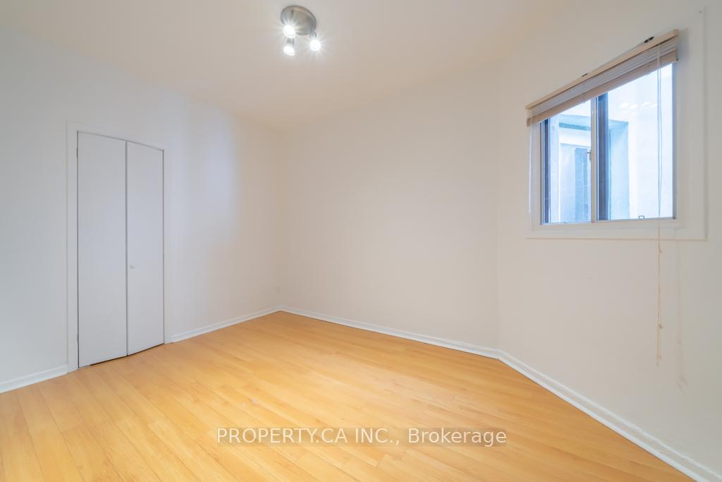 Photo 10 of Unit 2-3, 281 Augusta Avenue, Toronto, Kensington-Chinatown — HOMEH