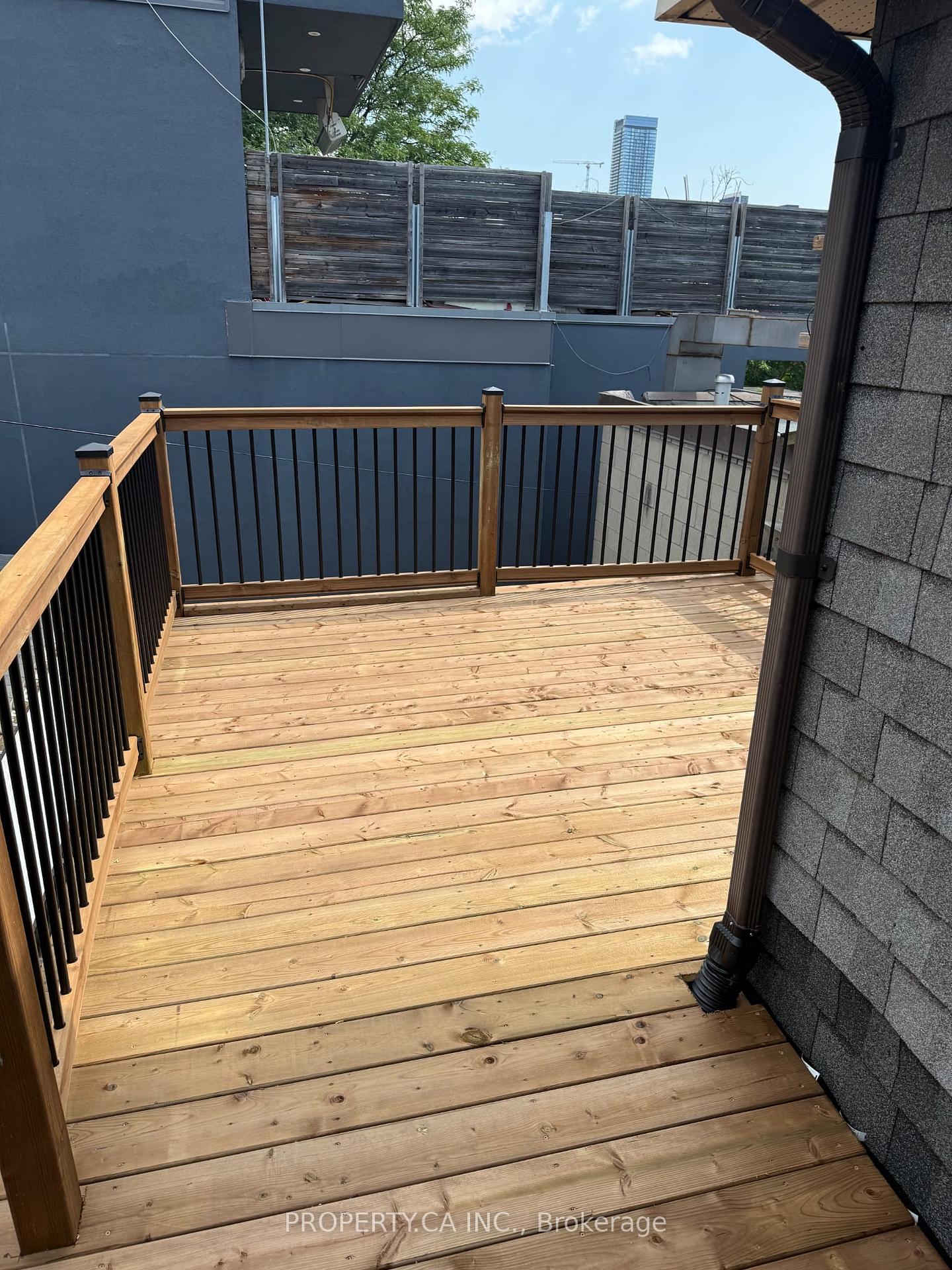 Photo 13 of Unit 2-3, 281 Augusta Avenue, Toronto, Kensington-Chinatown — HOMEH