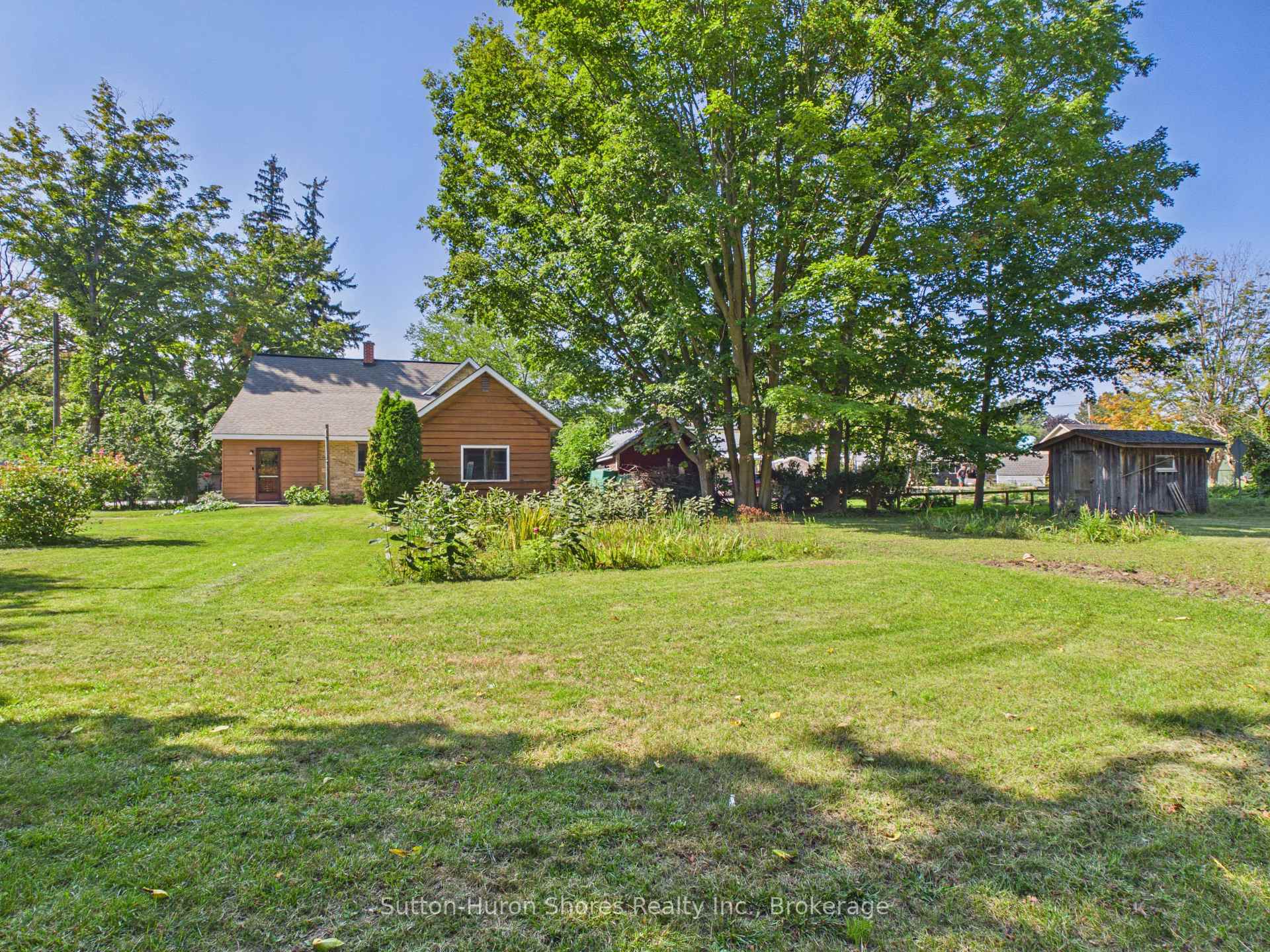 Photo 27 of 433 Goderich Street, Saugeen Shores — HOMEH