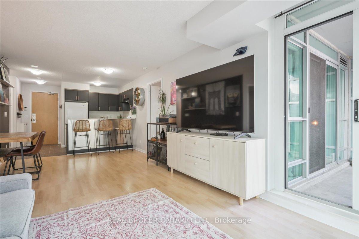 Photo 15 of Unit 608, 185 Legion Road N, Etobicoke, Mimico — HOMEH