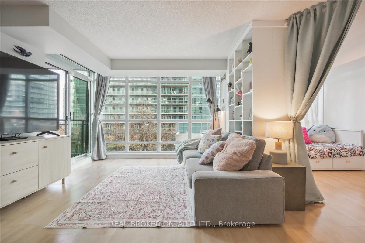 Photo 19 of Unit 608, 185 Legion Road N, Etobicoke, Mimico — HOMEH
