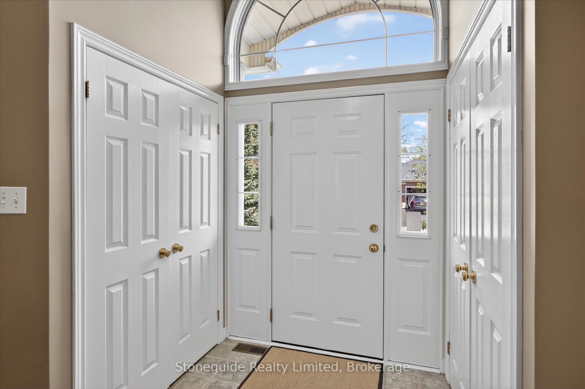 Photo 4 of 1580 College Park Drive, Peterborough, Otonabee Ward 1 — HOMEH