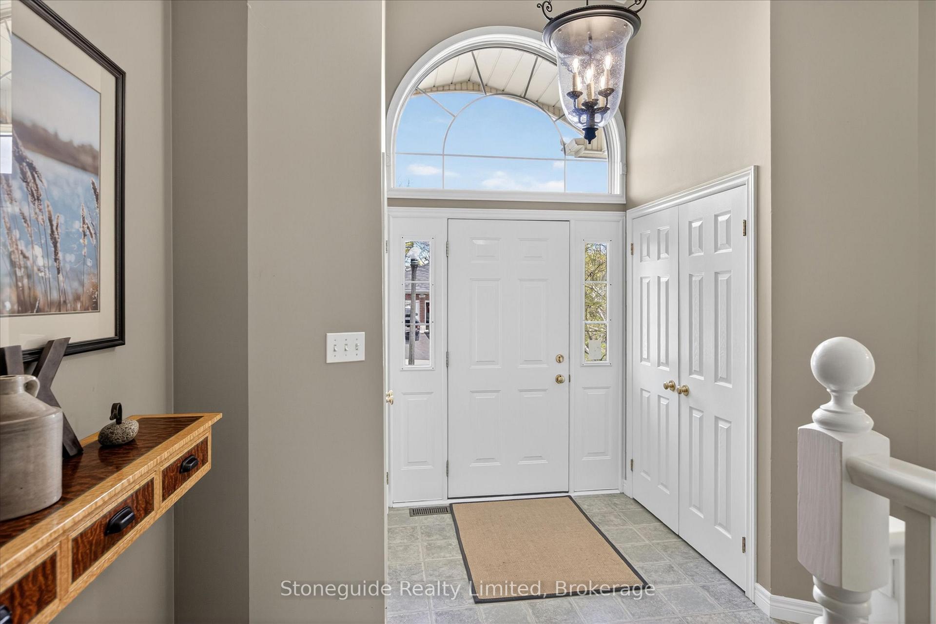 Photo 5 of 1580 College Park Drive, Peterborough, Otonabee Ward 1 — HOMEH