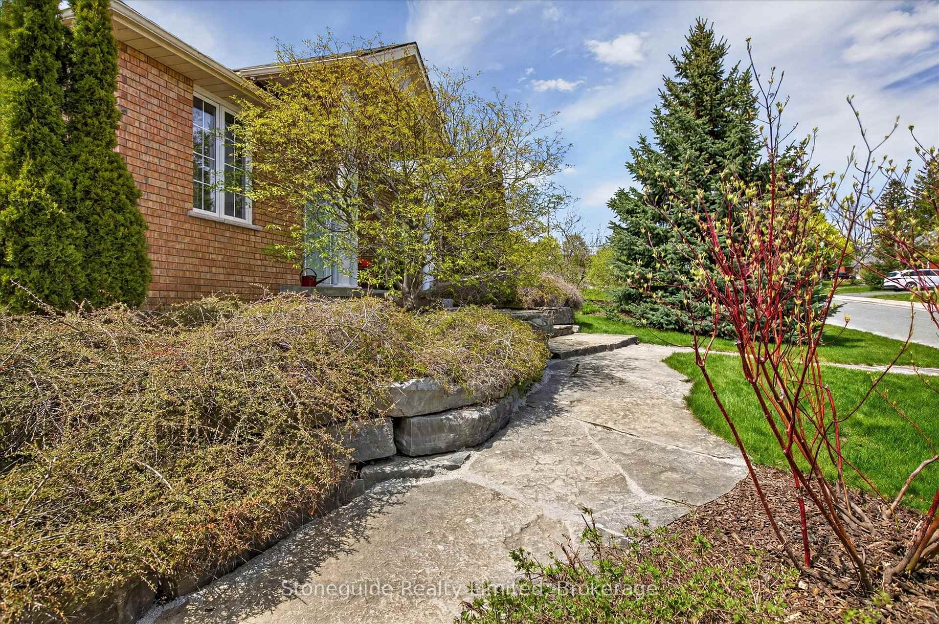 Photo 35 of 1580 College Park Drive, Peterborough, Otonabee Ward 1 — HOMEH