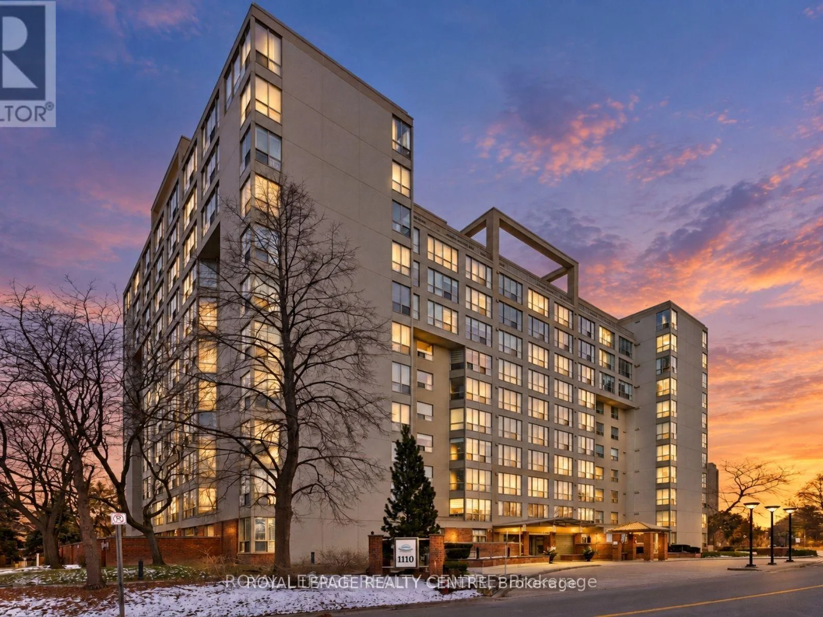 Photo of Unit 510, 1110 Walden Circle