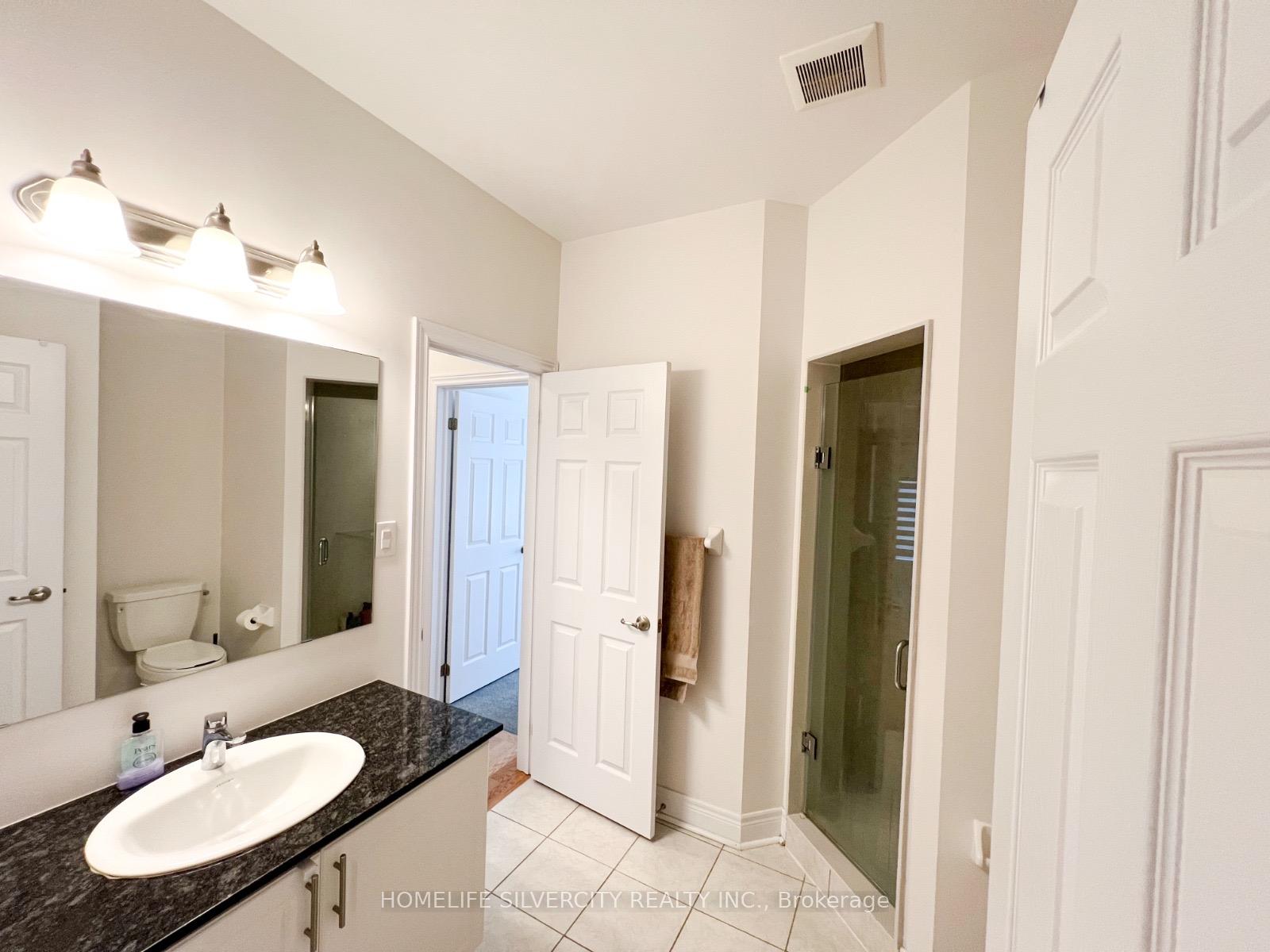 Photo 14 of 41 Michener Drive, Brampton, Sandringham-Wellington North — HOMEH