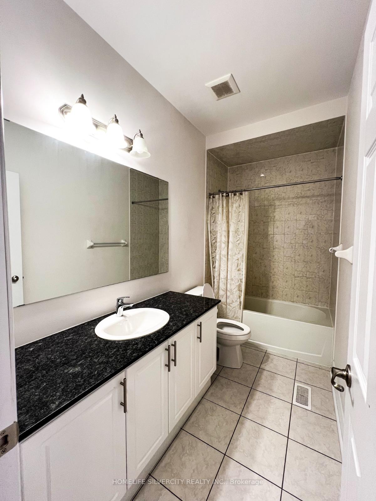 Photo 15 of 41 Michener Drive, Brampton, Sandringham-Wellington North — HOMEH