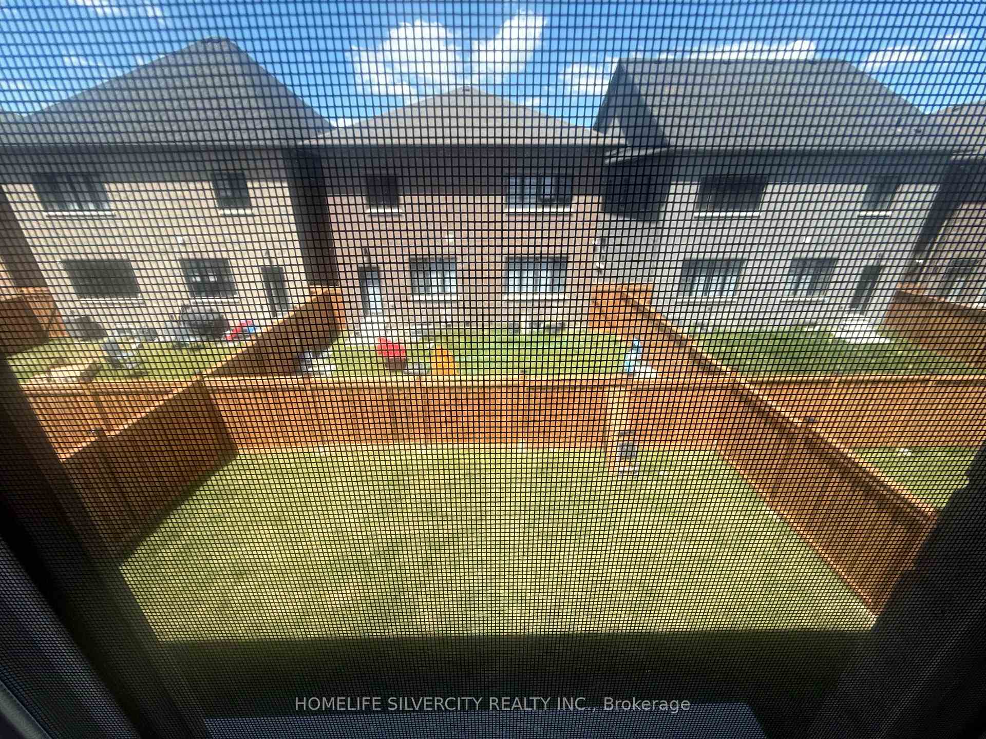 Photo 16 of 41 Michener Drive, Brampton, Sandringham-Wellington North — HOMEH