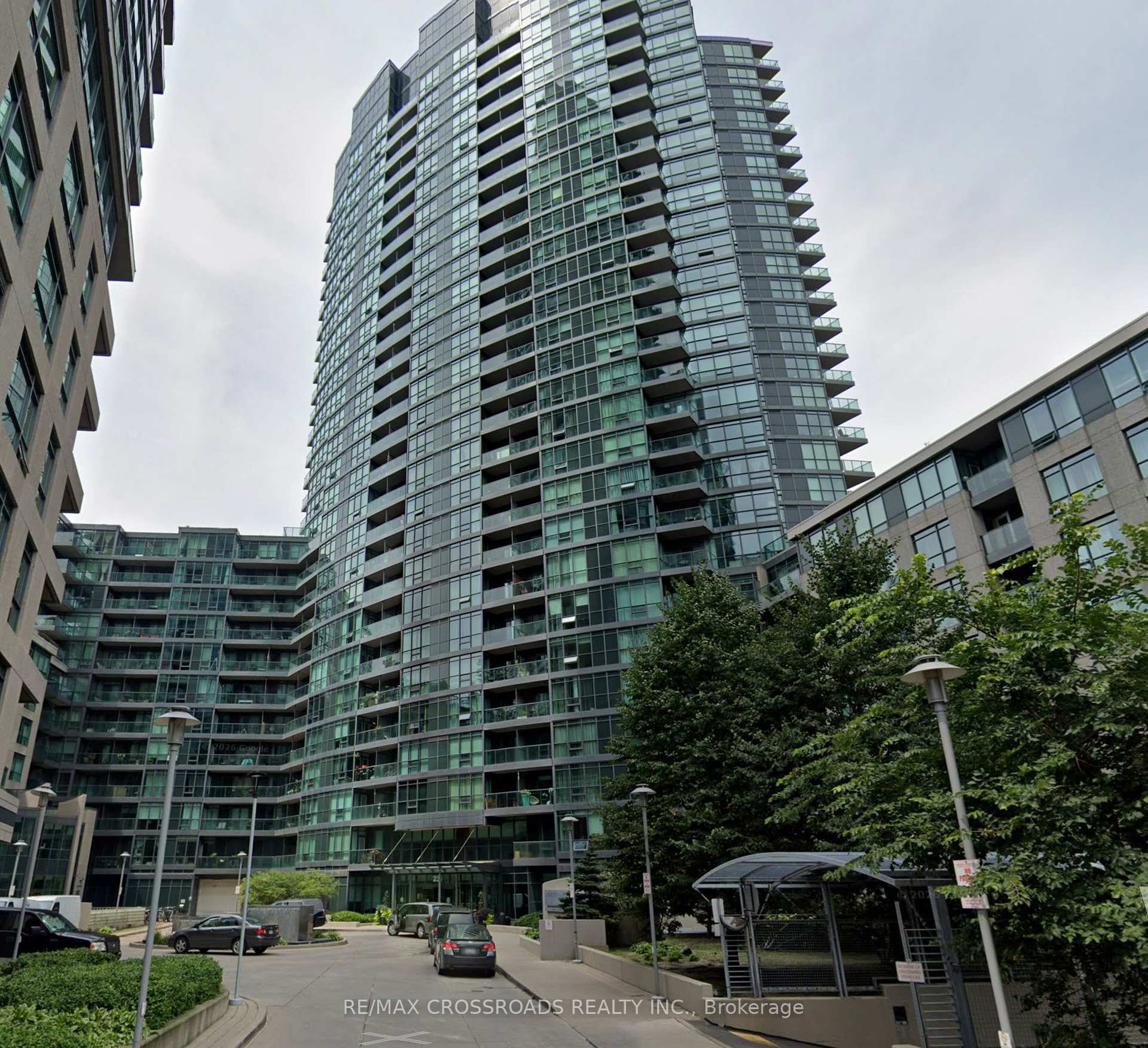 Photo 2 of Unit 1806, 231 Fort York Boulevard, Toronto, Niagara — HOMEH