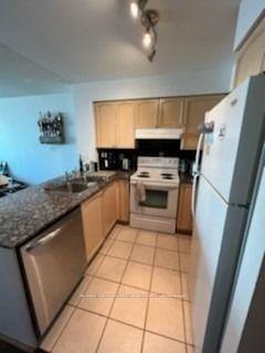 Photo 7 of Unit 1806, 231 Fort York Boulevard, Toronto, Niagara — HOMEH