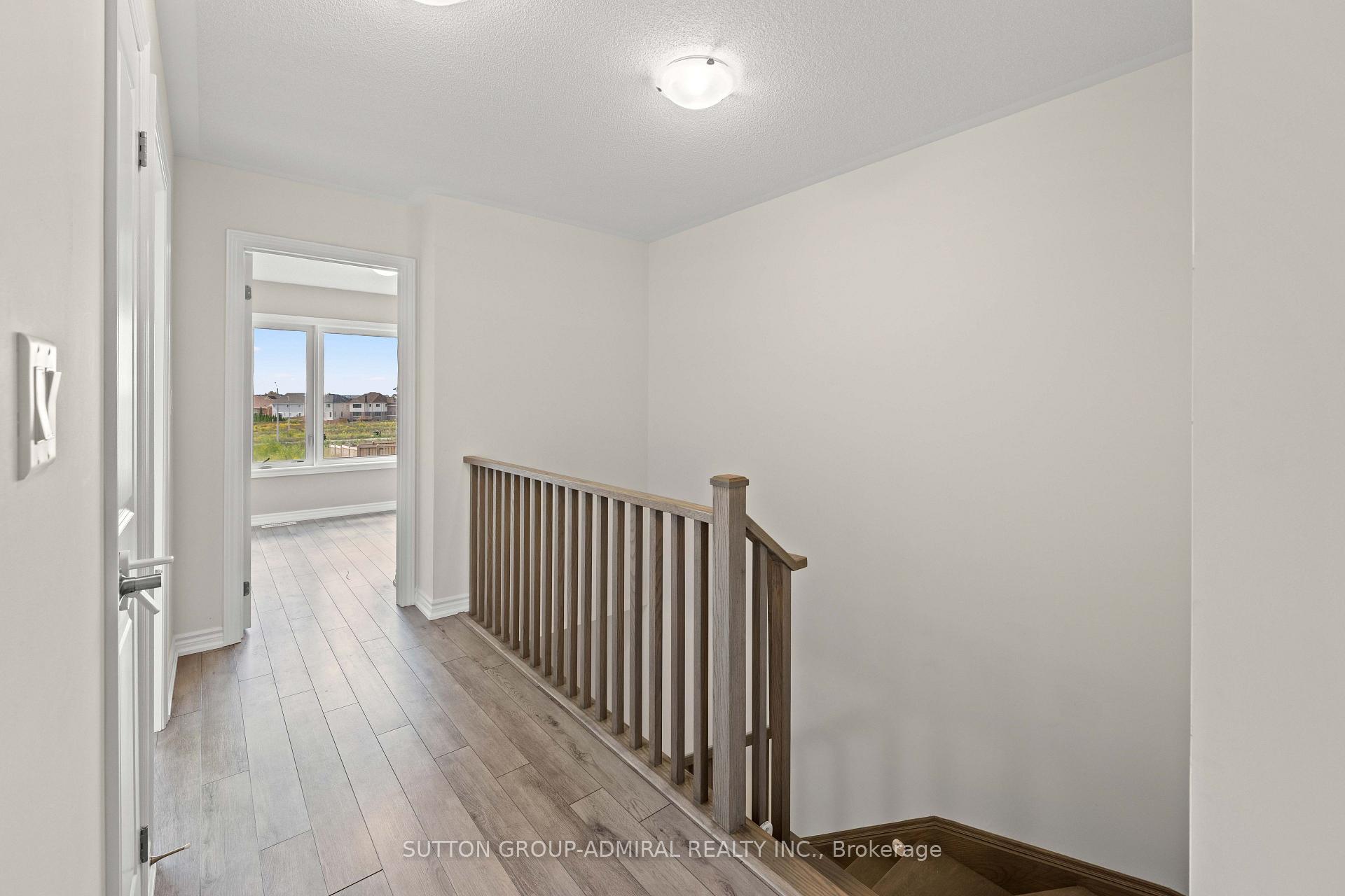 Photo 20 of 4 Rochester Drive, Barrie, Rural Barrie Southeast — HOMEH