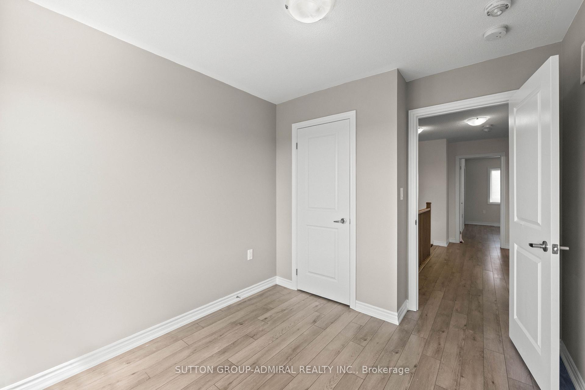 Photo 30 of 4 Rochester Drive, Barrie, Rural Barrie Southeast — HOMEH