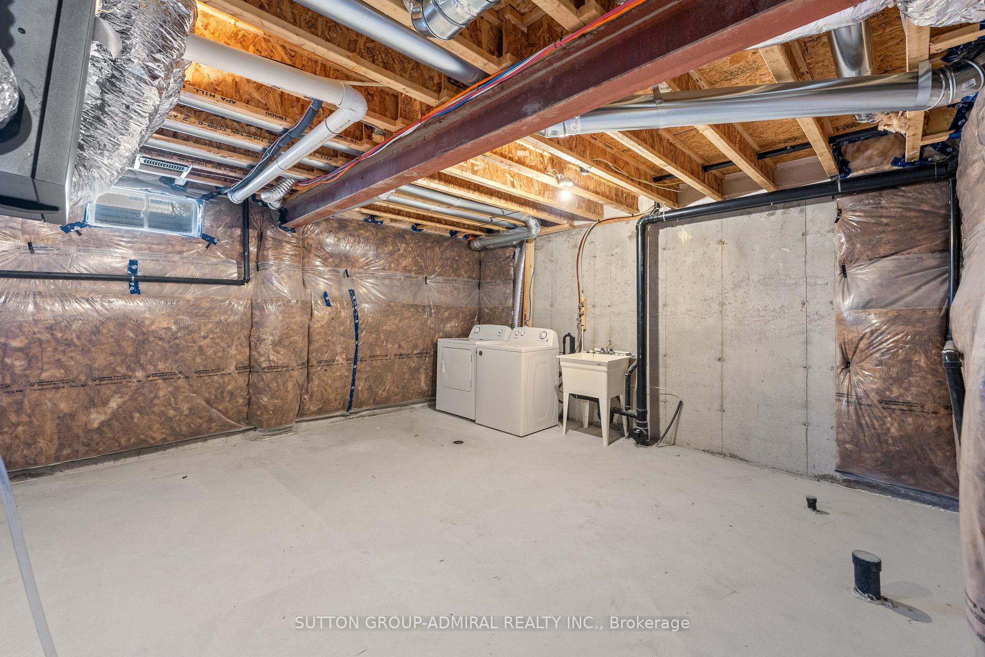 Photo 43 of 4 Rochester Drive, Barrie, Rural Barrie Southeast — HOMEH