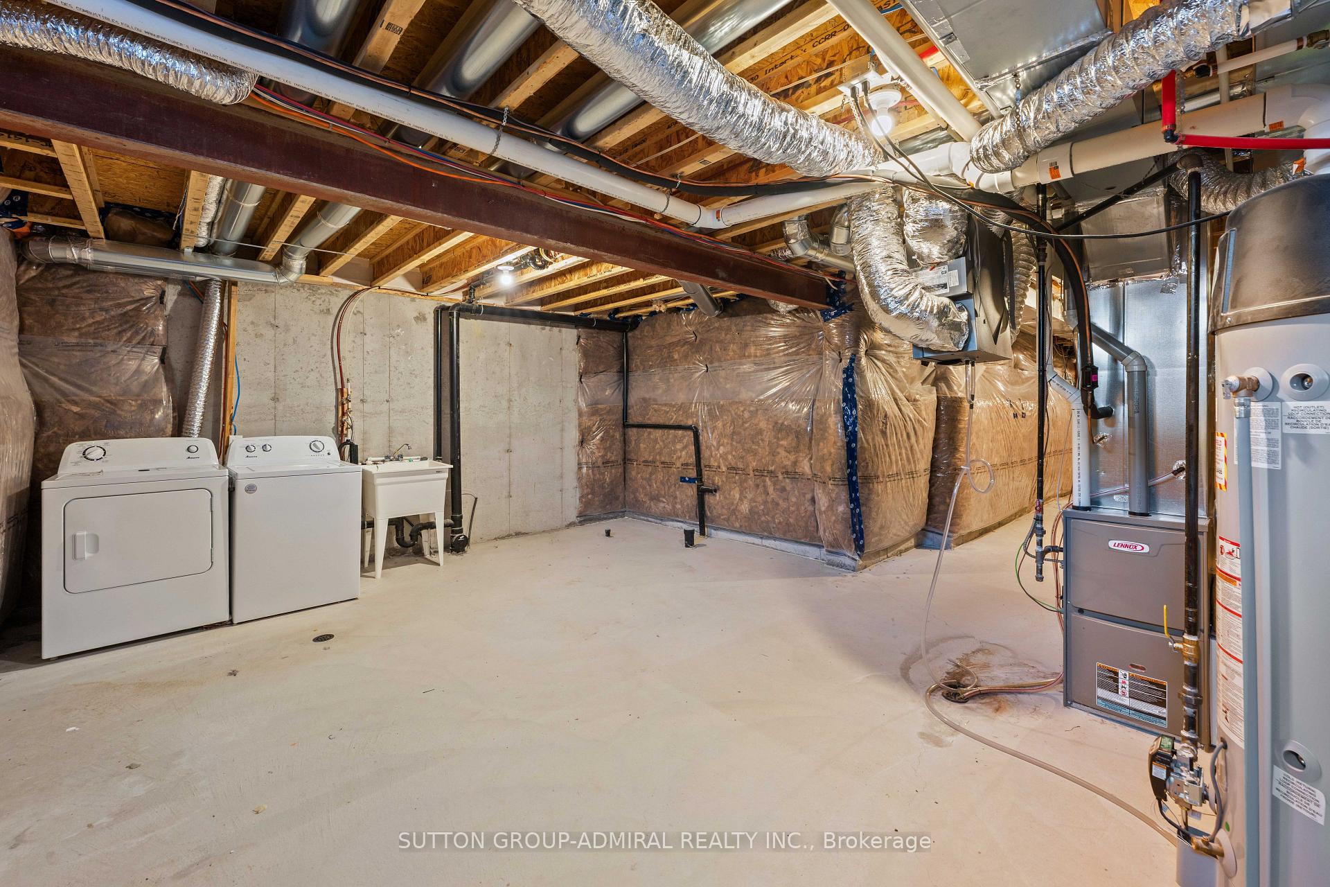 Photo 44 of 4 Rochester Drive, Barrie, Rural Barrie Southeast — HOMEH