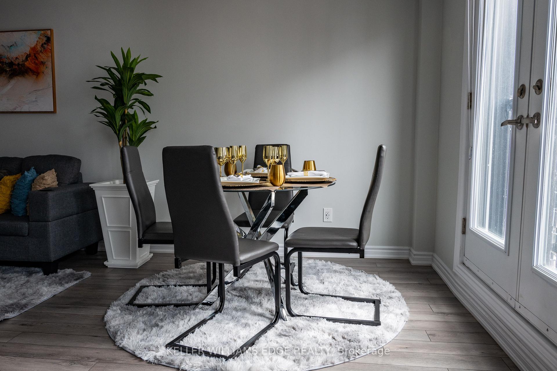 Photo 11 of Unit 331, 349 Wheat Boom Drive, Oakville, Joshua Meadows — HOMEH