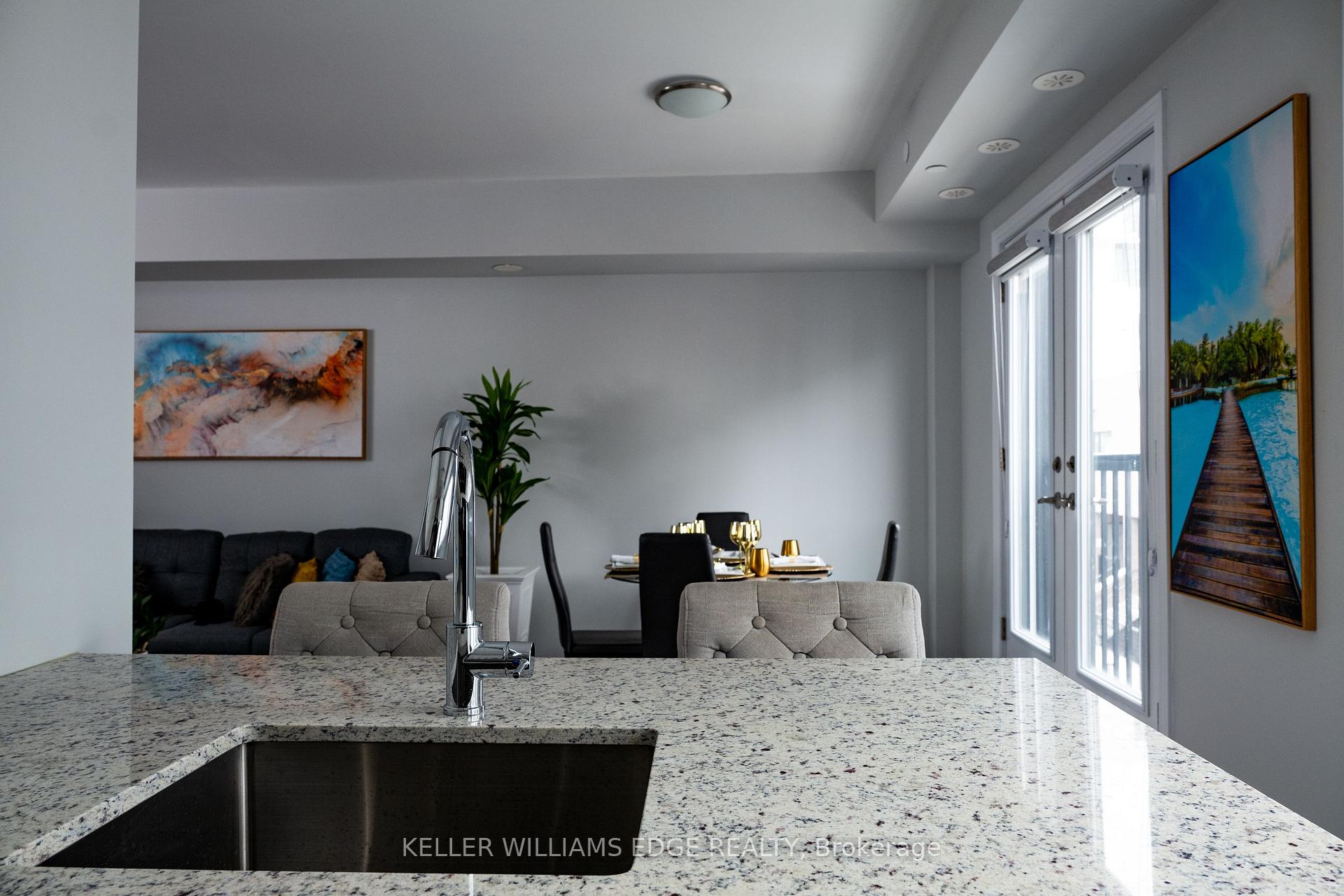 Photo 15 of Unit 331, 349 Wheat Boom Drive, Oakville, Joshua Meadows — HOMEH