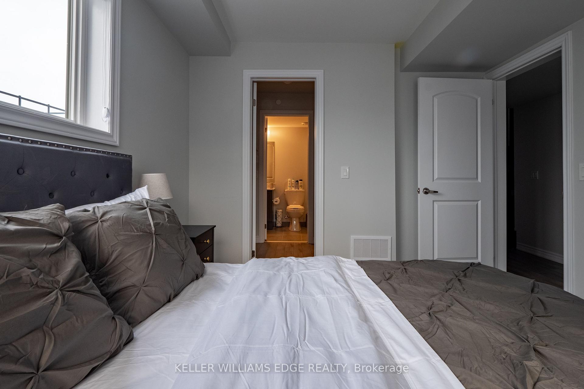Photo 25 of Unit 331, 349 Wheat Boom Drive, Oakville, Joshua Meadows — HOMEH