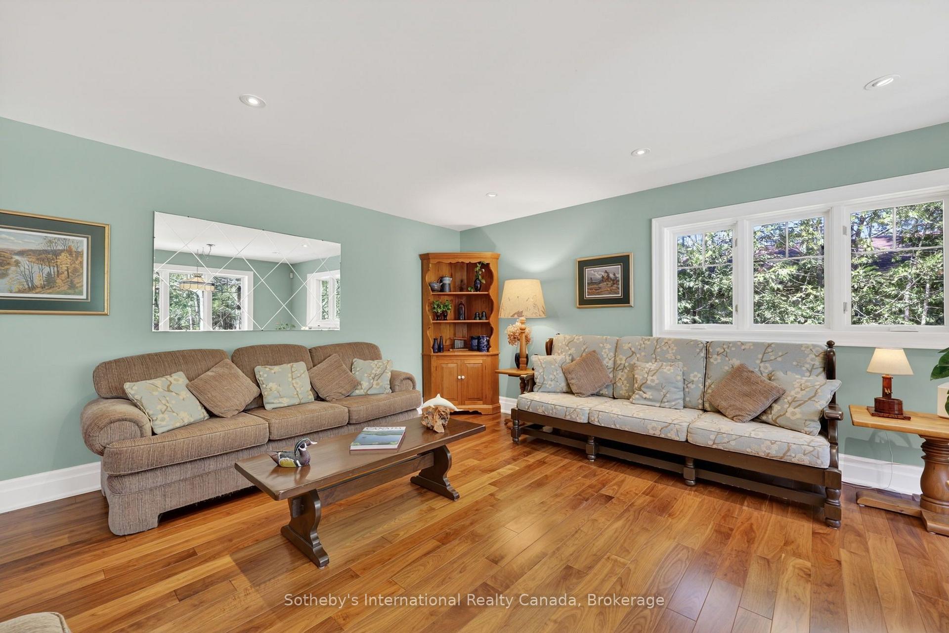 Photo 10 of 1036 River Road E, Wasaga Beach — HOMEH