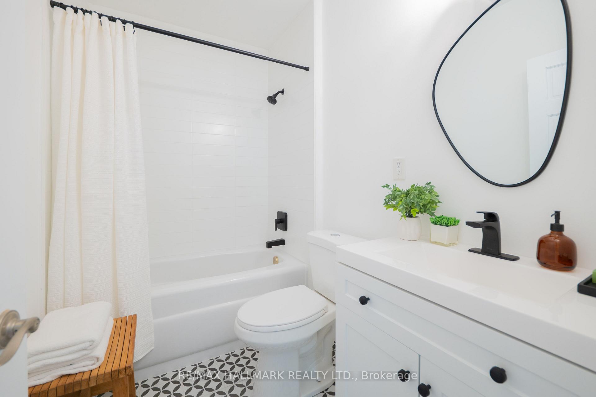 Photo 28 of 592 Logan Avenue, Toronto, North Riverdale — HOMEH