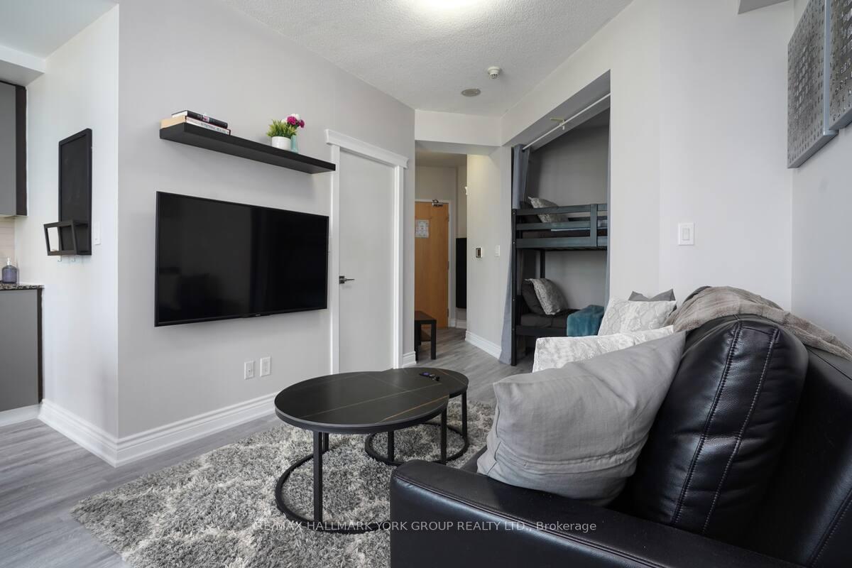 Photo 13 of Unit 1504, 55 Bremner Boulevard, Toronto, Waterfront Communities — HOMEH